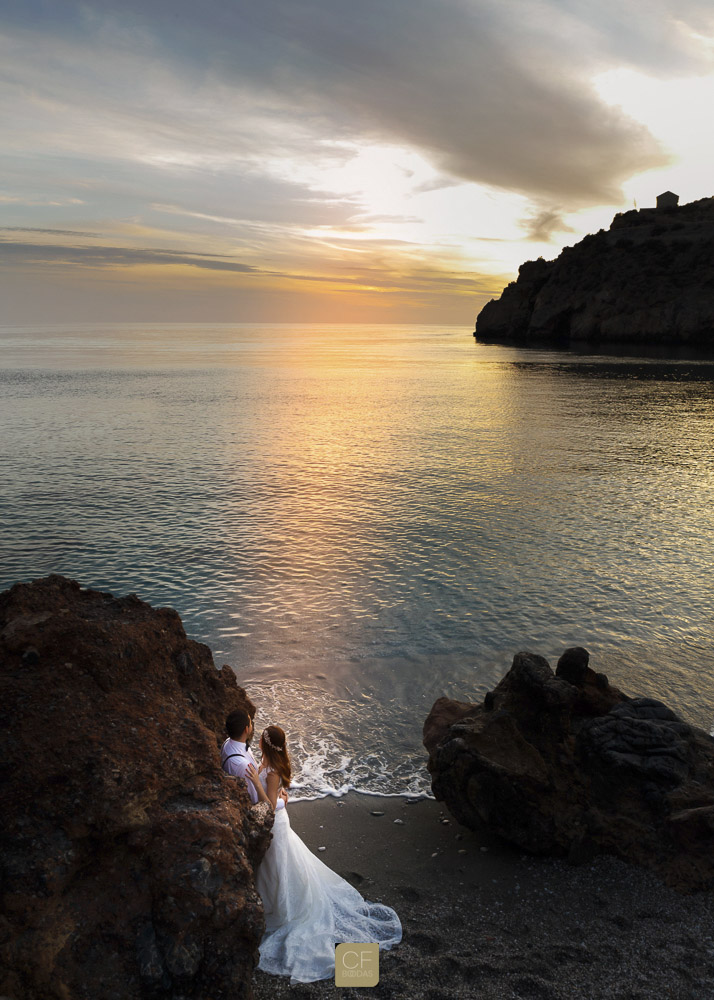 Un horizonte dorado sobre Hisam y Beatriz. CF Bodas. Fotos de boda.